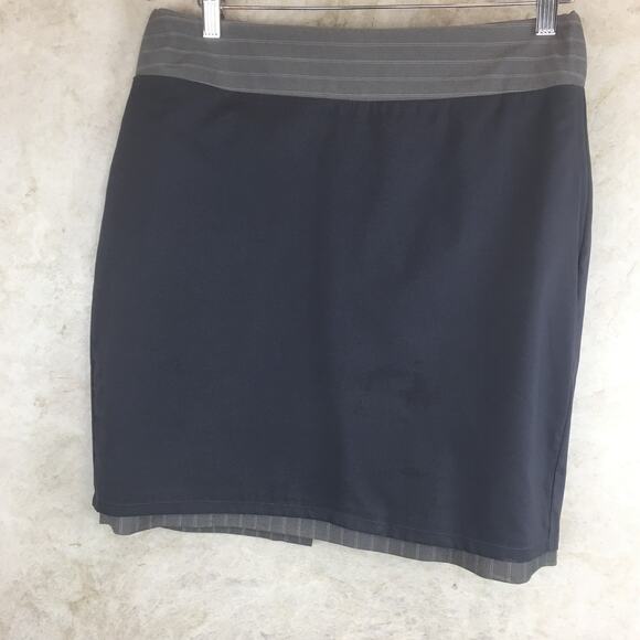 Calvin Klein Lined Gray PinStripe Skirt  Size 8 - Picture 7 of 11
